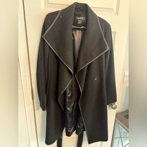 DKNY Elegant Black Overcoat